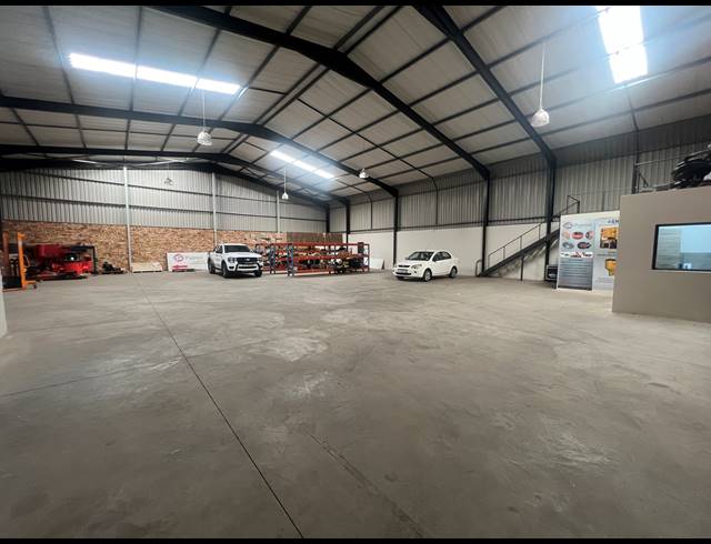 527M² WAREHOUSE TO LET IN ALRODE